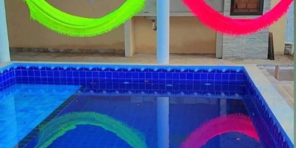 Cozinha completa e equipada de casa de temporada para alugar em Alter do Chão